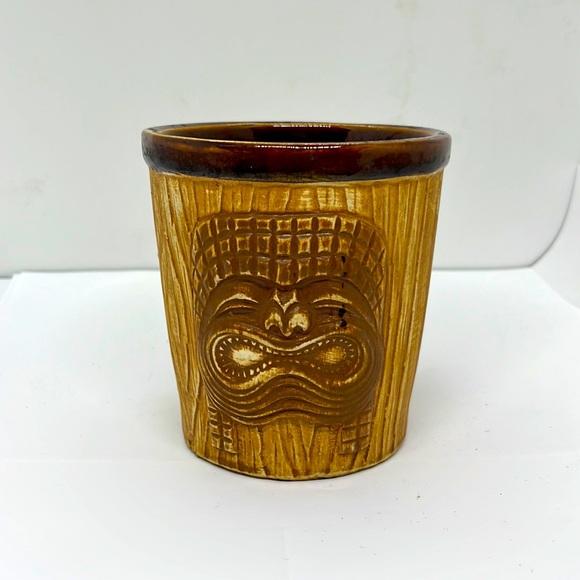 Vintage Restaurant Tiki Bar Cup, Islander Stockton, CA OMC Japan Gold Label - Picture 3 of 6